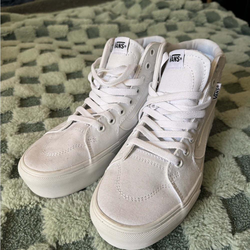 Vans Women's Classic White High-Tops - Picture 2 of 7